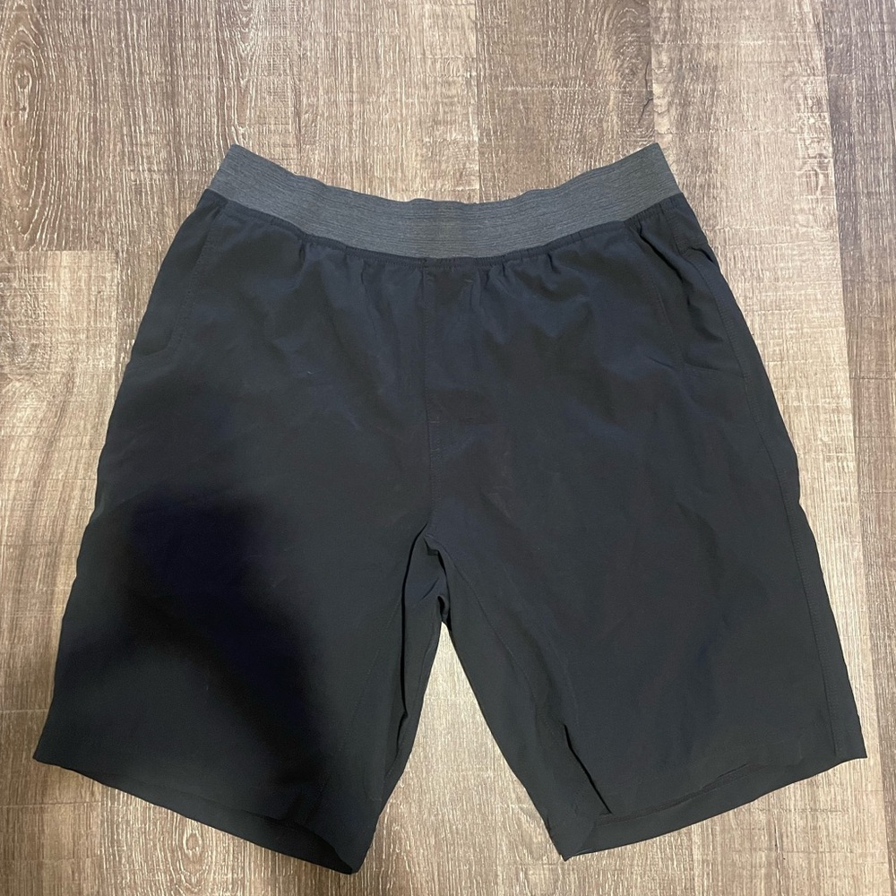 Prana ‘Breathe’ Shorts. Men’s Sz Medium. Grey